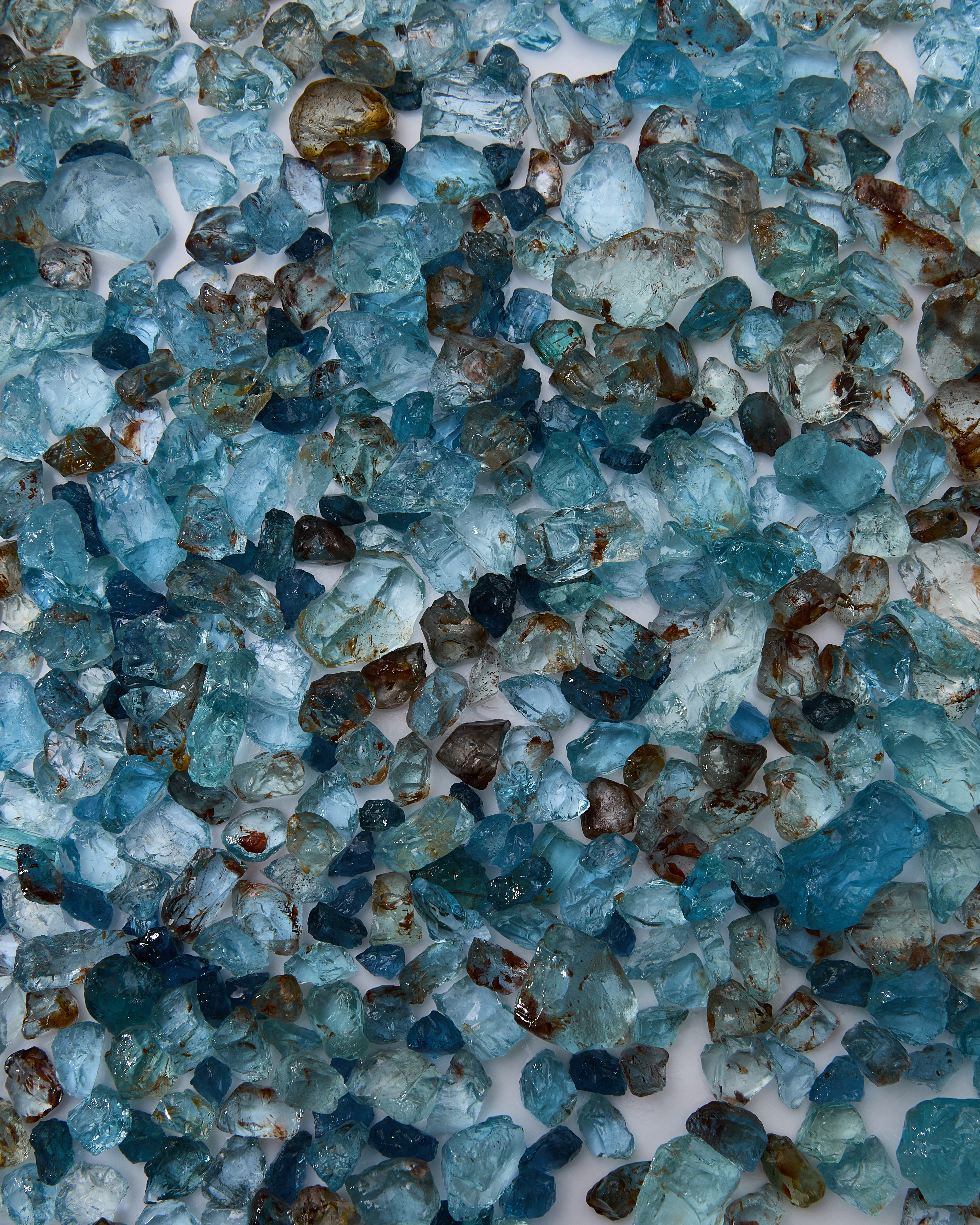 How to Evaluate Rough Gemstones: A Buyer's Guide
